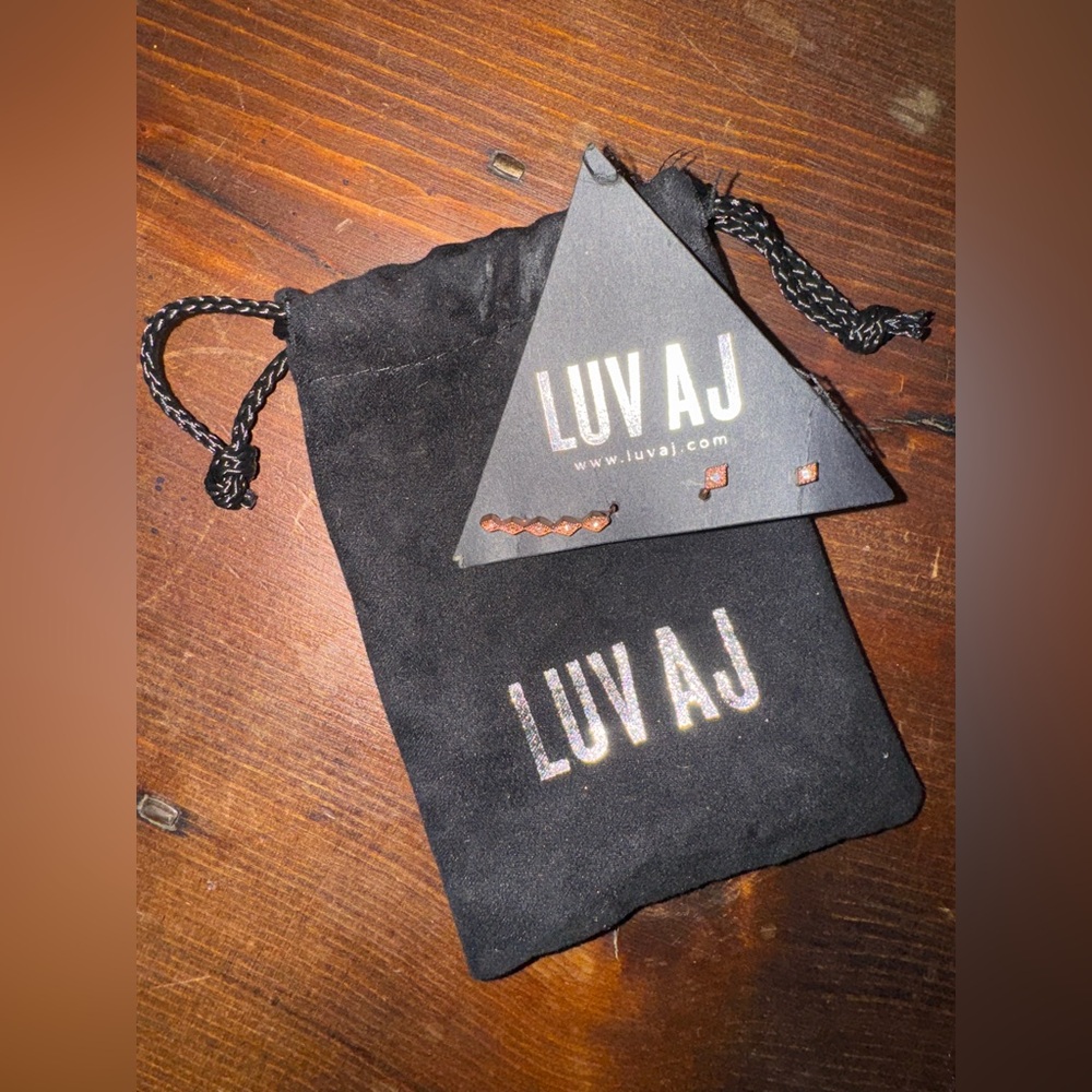 *NWOT* LUV AJ Diamond Kite Crawler Earring Set with Bag